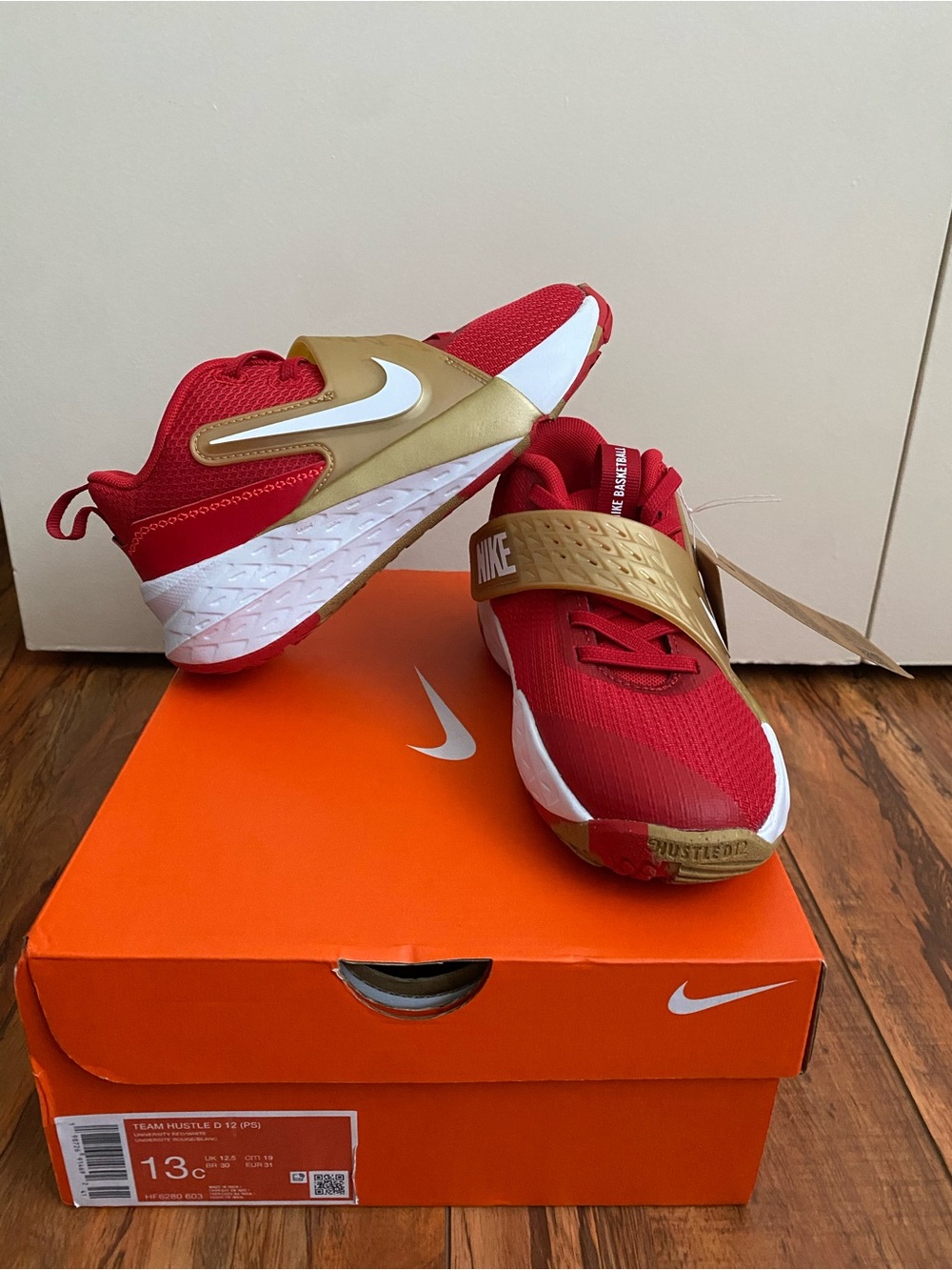 Nike Team Hustle Red & Gold Kids Sneakers Size 13 NWT